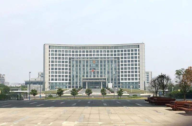 亭湖区行政审批局招聘总服务台领班兼讲解员